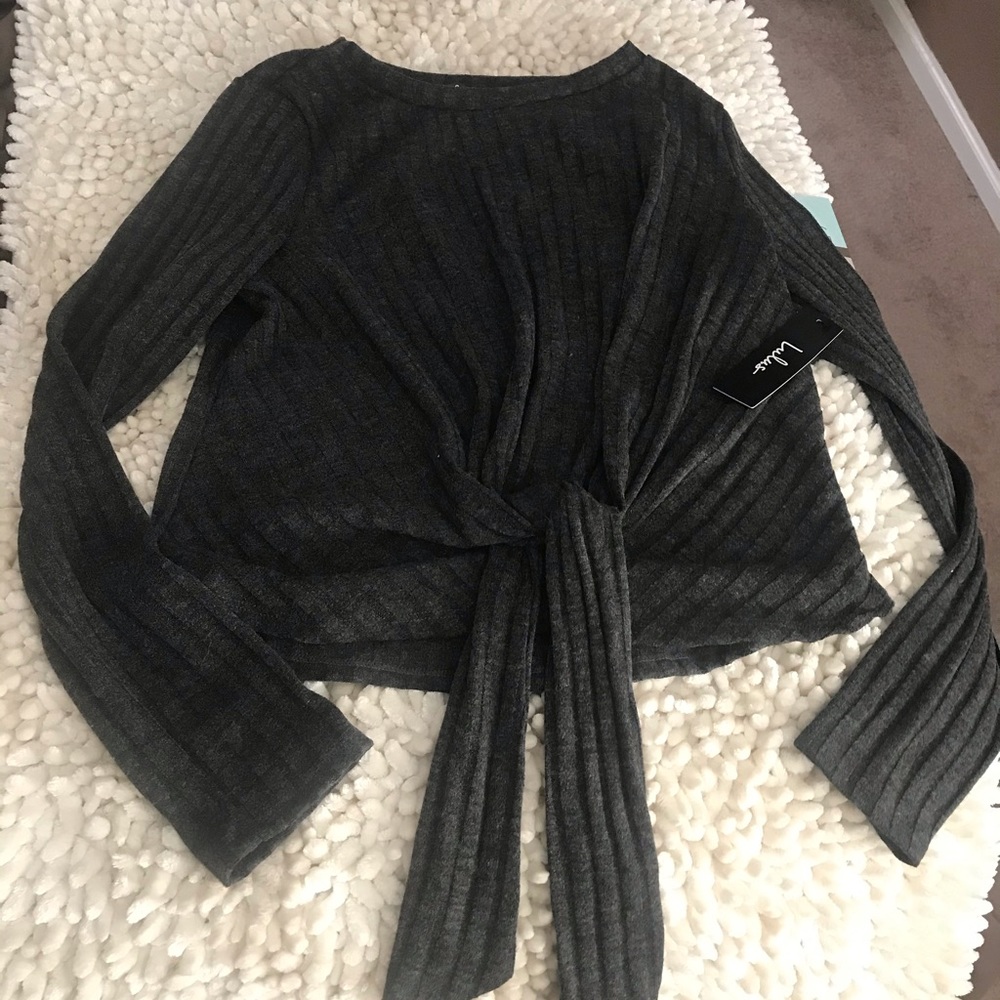 Tie waist  top